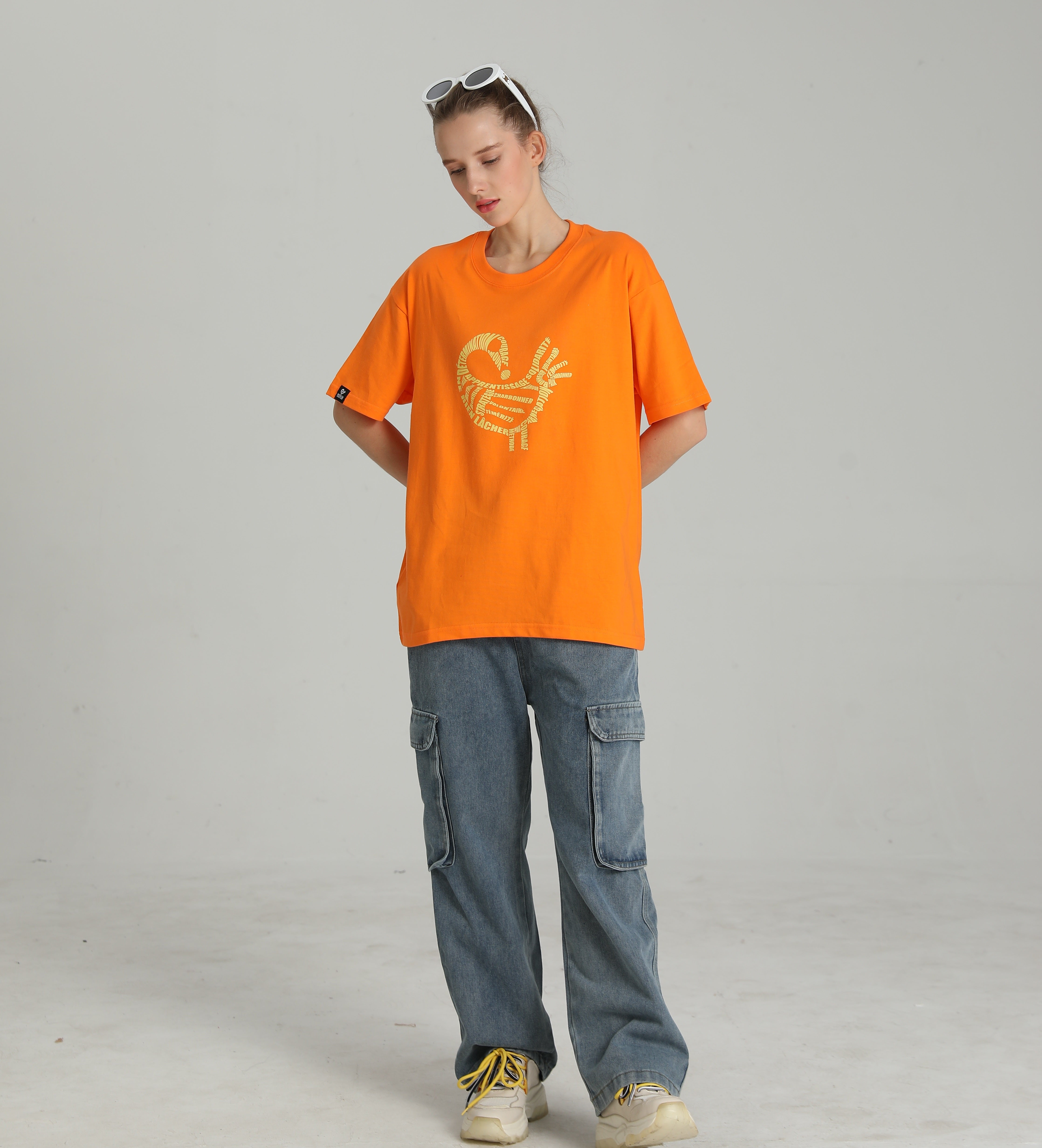 MONCHI™ T-SHIRT ORANGE LETTRE