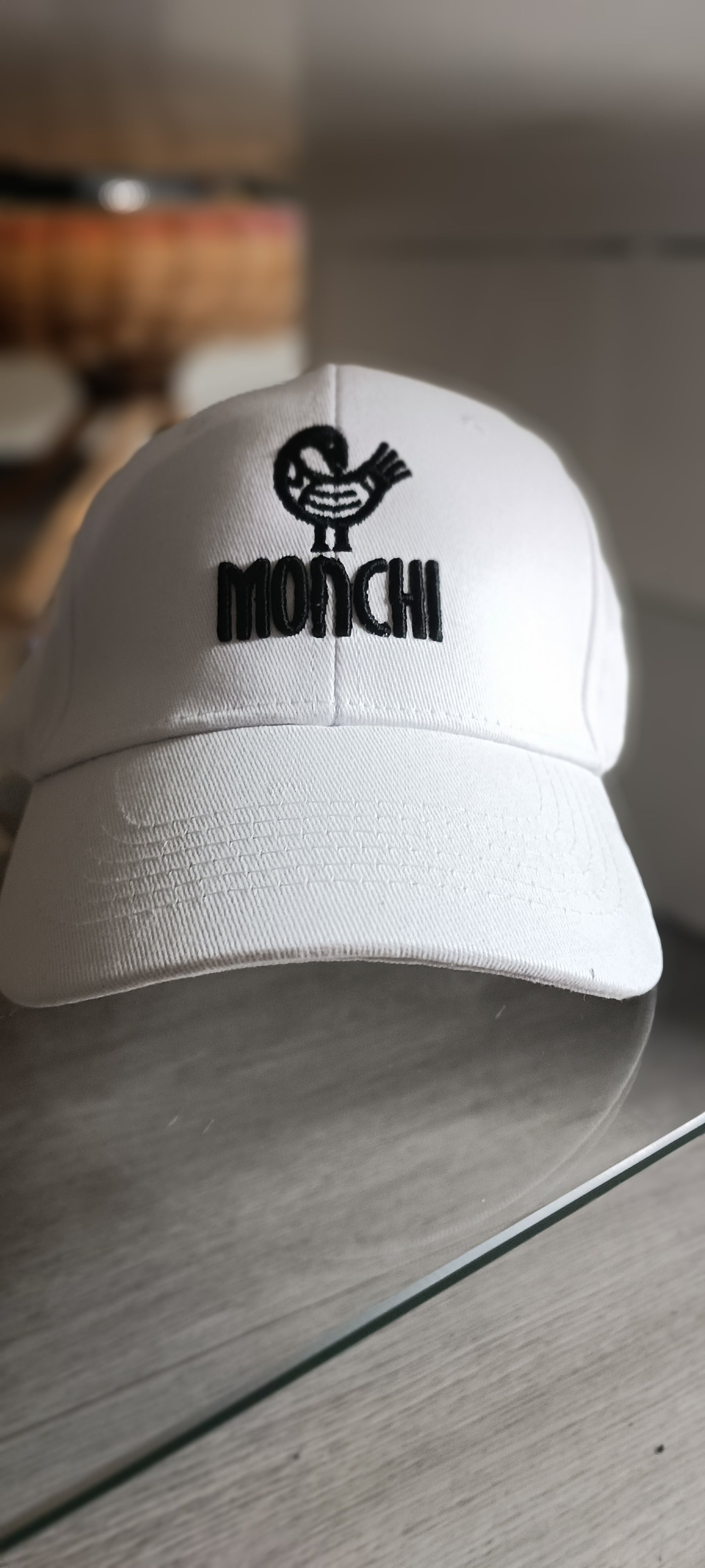 MONCHI™ CASQUETTE BLANCHE