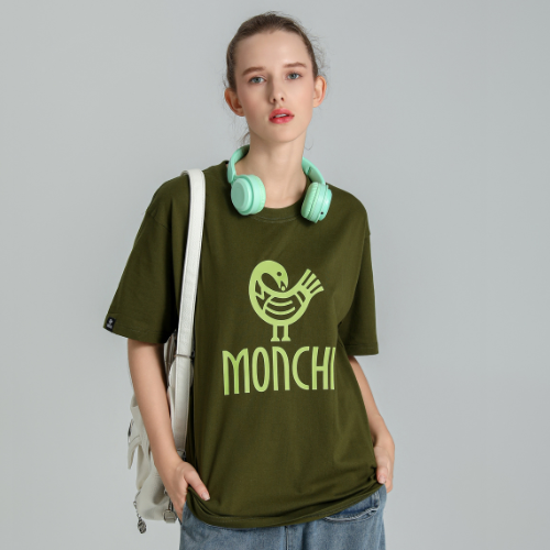 MONCHI™ T-SHIRT VERT MILITAIRE INITIAL