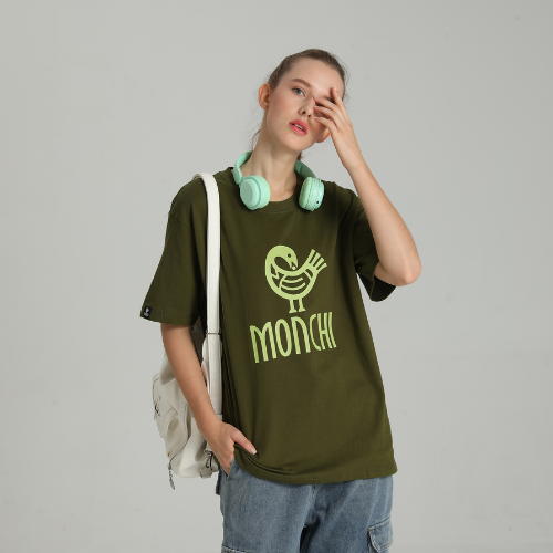 MONCHI™ T-SHIRT VERT MILITAIRE INITIAL